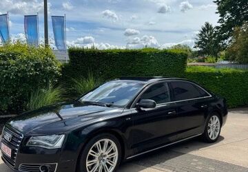 Audi A8 189.000 km 24.900 &euro; Köln 50939