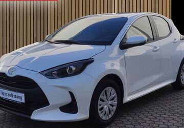 Toyota Yaris 6.000 km 22.990 &euro; Leverkusen 51381