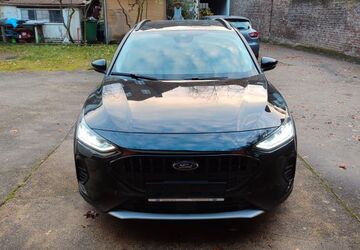 Ford Focus 11.000 km 22.900 &euro; Köln 51103