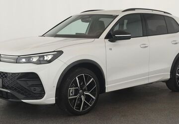 VW Tiguan 13.990 km 47.984 &euro; Düsseldorf 40233