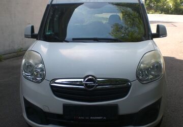 Opel Combo 19.000 km 9.500 &euro; Köln 50735