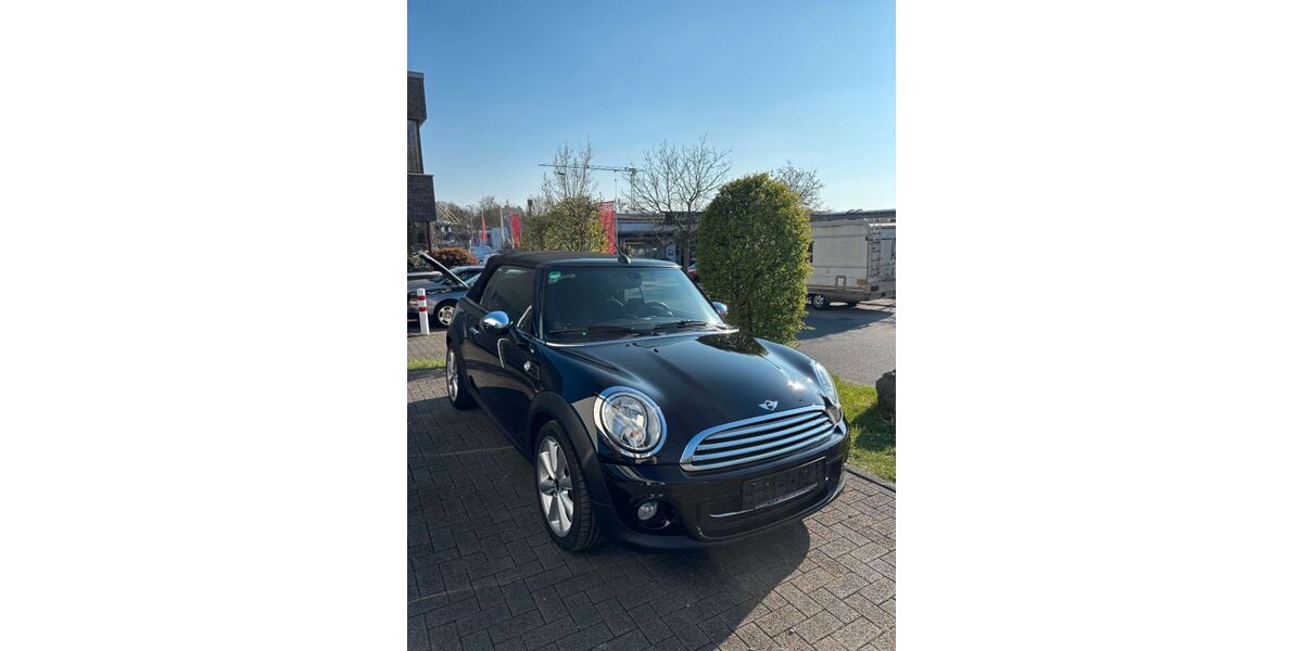 Mini Cooper Cabrio 113.408 km 8.700 &euro; Bergisch Gladbach 51469