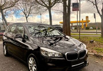 BMW 216 105.000 km 14.999 &euro; Köln 51107