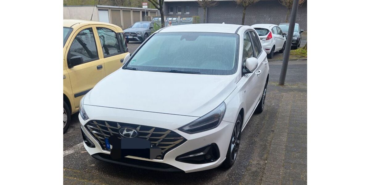 Hyundai i30 47.250 km 18.499 &euro; Köln 51069