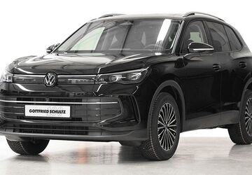 VW Tiguan 1.500 km 43.880 &euro; Solingen 42651