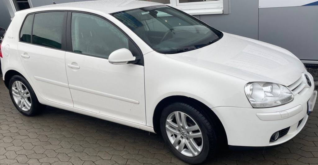 VW Golf 95.450 km 5.750 &euro; Köln 50674