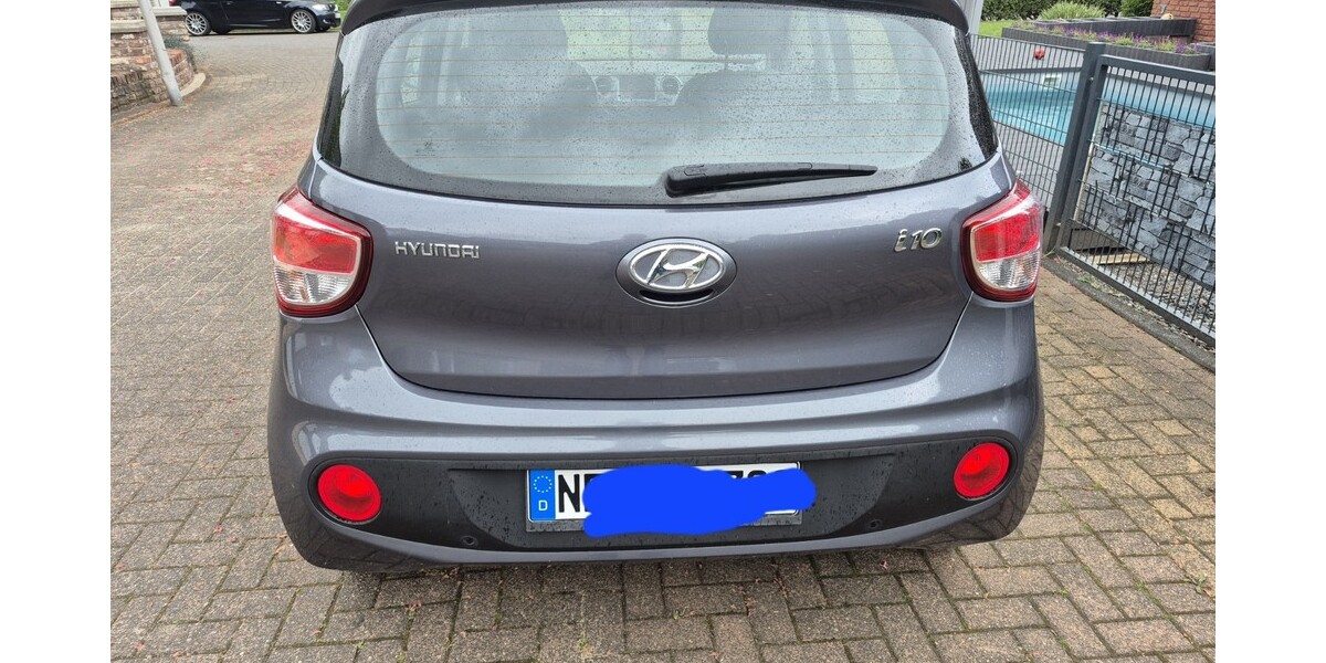 Hyundai i10 24.000 km 9.999 &euro; Dormagen 41539