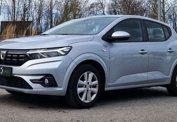 Dacia Sandero 32.000 km 12.500 &euro; Bergisch Gladbach 51469