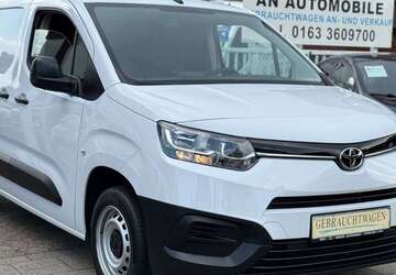 Toyota Proace 23.000 km 15.990 &euro; Dormagen 41539