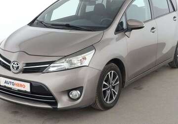 Toyota Verso 111.781 km 11.580 &euro; Köln 50739
