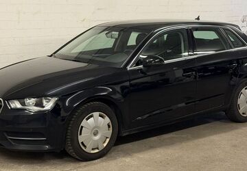 Audi A3 113.819 km 12.400 &euro; Düsseldorf 40468