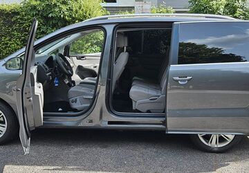 Seat Alhambra 204.048 km 13.000 &euro; Hürth 50354