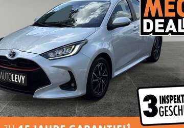 Toyota Yaris 30.547 km 17.890 &euro; Neuss 41464