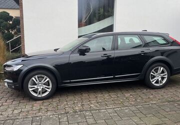 Volvo V90 Cross Country 54.000 km 32.500 &euro; Mettmann 40822