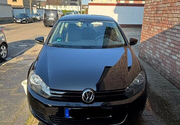 VW Golf 179.200 km 4.900 &euro; Köln 50767