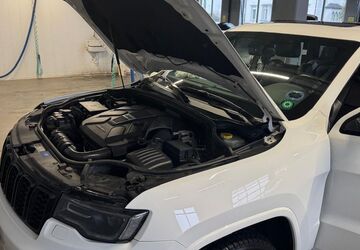 Jeep Grand Cherokee 108.000 km 23.500 &euro; Burscheid 51399