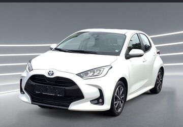 Toyota Yaris 11.508 km 19.590 &euro; Köln 51149
