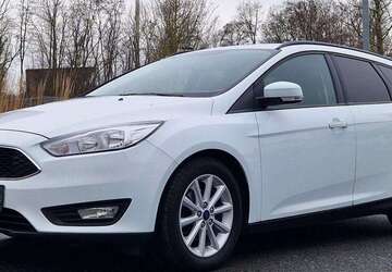 Ford Focus 122.000 km 9.800 &euro; Bergisch Gladbach 51469