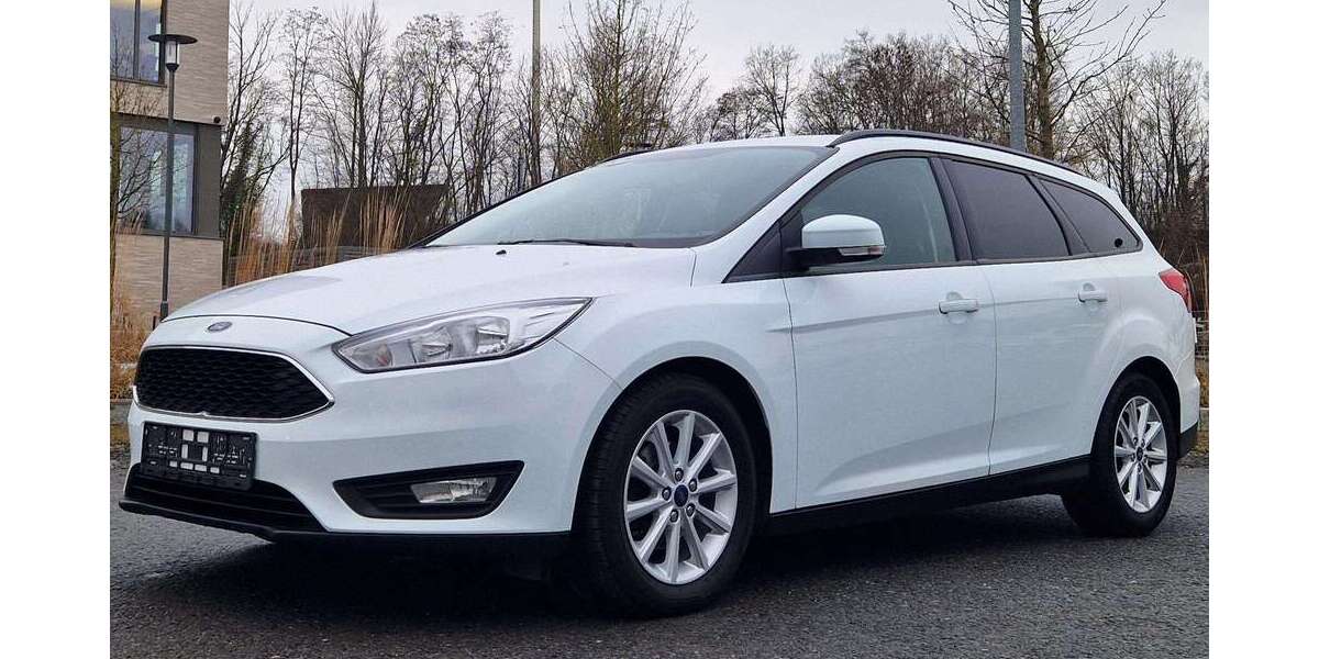 Ford Focus 122.000 km 9.800 &euro; Bergisch Gladbach 51469