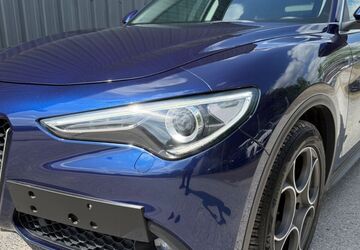 Alfa Romeo Stelvio 179.825 km 13.490 &euro; Bergisch Gladbach 51467
