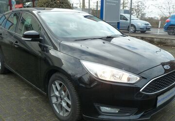 Ford Focus 63.868 km 9.590 &euro; Köln 51063