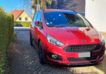 Ford S-Max 131.000 km 18.250 &euro; Odenthal 51519