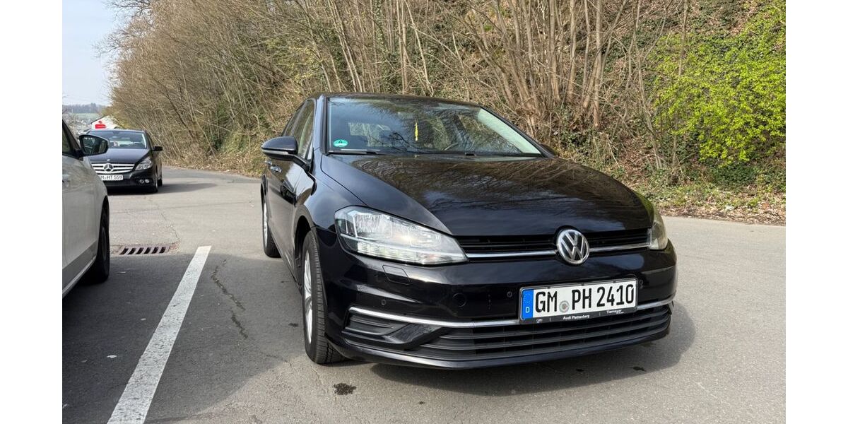 VW Golf 154.000 km 11.999 &euro; Köln 50668