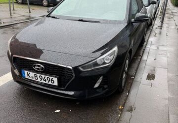 Hyundai i30 117.000 km 14.300 &euro; Köln 51107