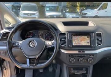 VW Sharan 94.000 km 15.999 &euro; Solingen 42699