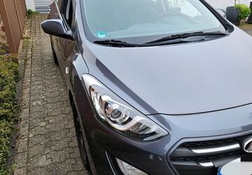 Hyundai i30 60.000 km 9.000 &euro; Bergisch Gladbach 51467