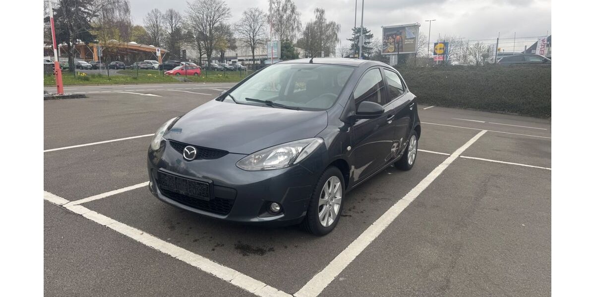 Mazda 2 256.375 km 2.600 &euro; Remscheid 42859
