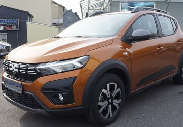 Dacia Sandero 8.600 km 16.980 &euro; Solingen 42651