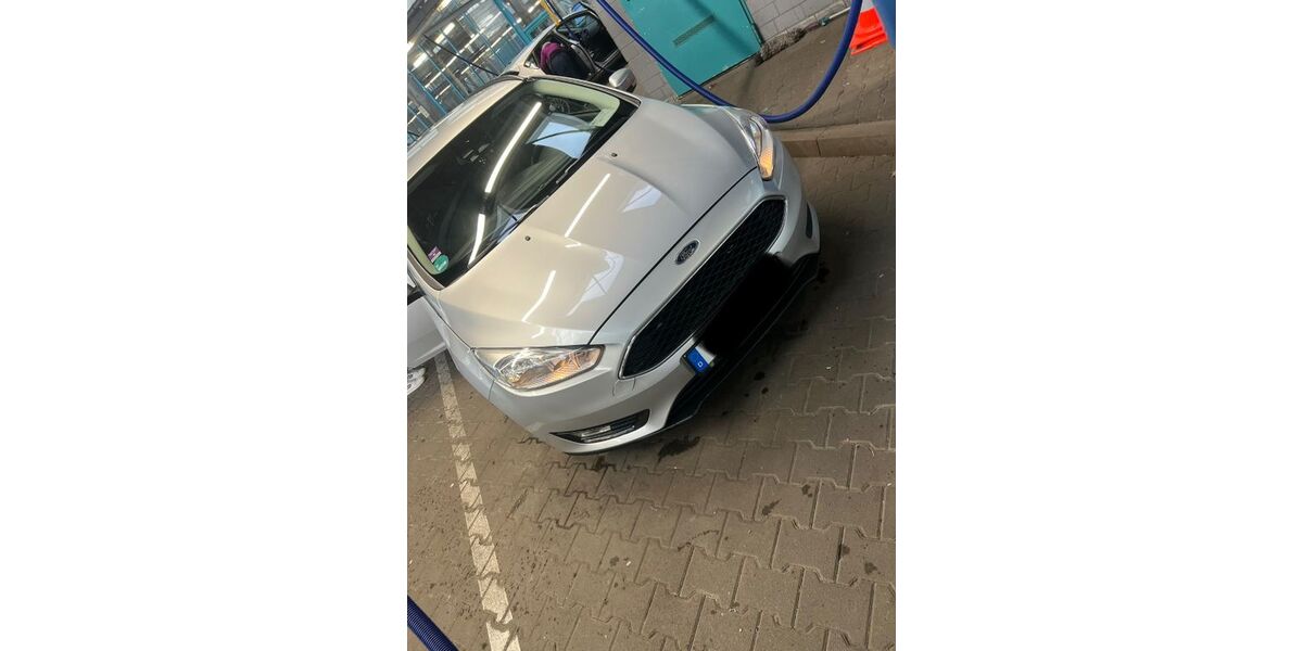 Ford Focus 192.500 km 7.400 &euro; Leverkusen 51373
