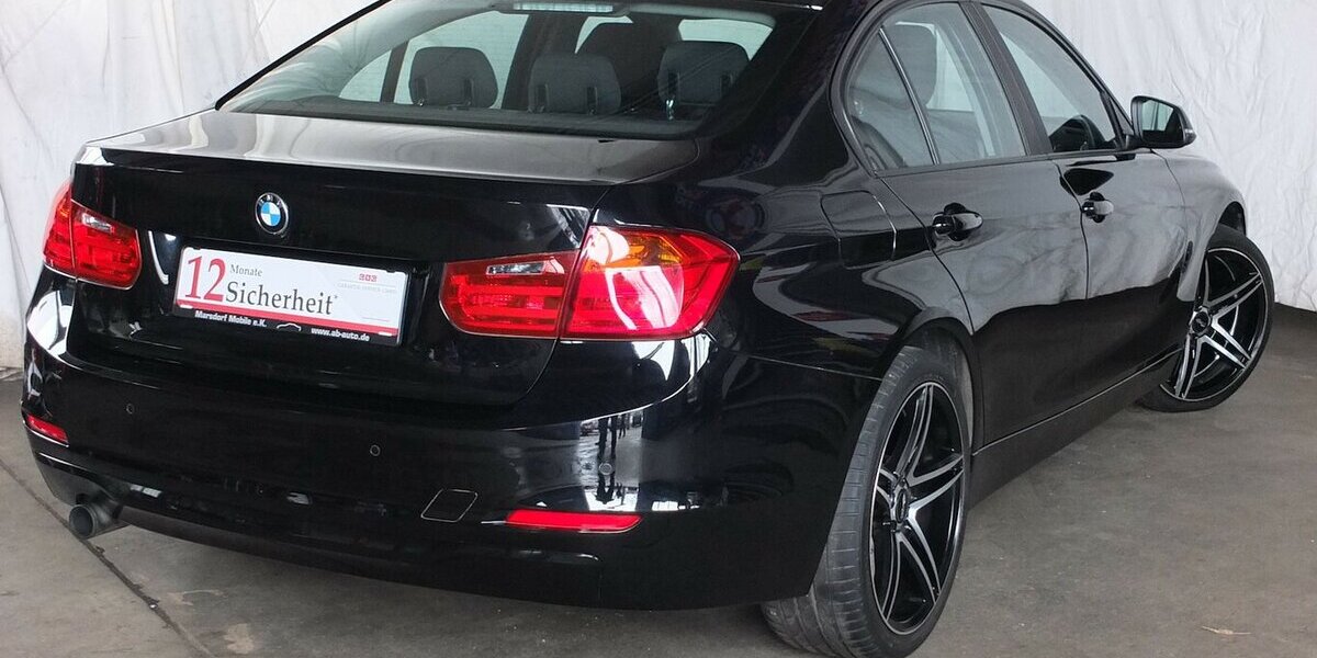 BMW 316i NAVI KLIMAAUTOMATIK 19 ZOLL PDC SHZ 99.865 km 12.798 &euro; Köln 50858