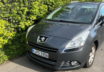 Peugeot 5008 155.825 km 5.100 &euro; Köln 51061