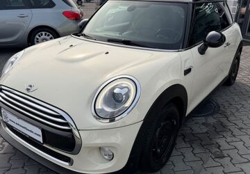 Mini Cooper D 356.825 km 5.490 &euro; Köln 51065