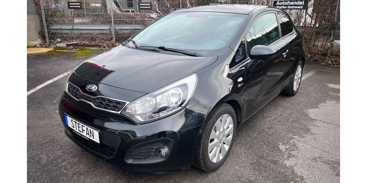 Kia Rio 141.700 km 5.500 &euro; Neuss 41472