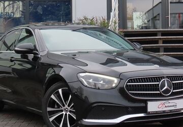 Mercedes-Benz E 220 128.887 km 33.900 &euro; Neuss 41469