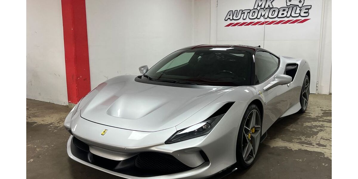 Ferrari F8 24.780 km 264.900 &euro; Köln 50739
