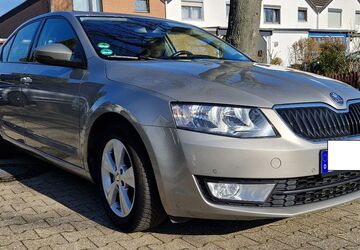 Skoda Octavia 127.000 km 9.900 &euro; Pulheim 50259