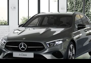 Mercedes-Benz A 200 9.900 km 39.690 &euro; Düsseldorf 40470