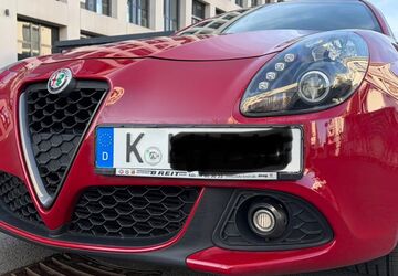 Alfa Romeo Giulietta 140.000 km 9.900 &euro; Köln 51103