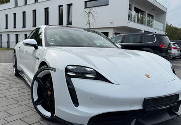 Porsche Taycan 79.000 km 80.890 &euro; Köln 51105