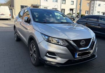 Nissan Qashqai 105.000 km 17.200 &euro; Brühl 50321