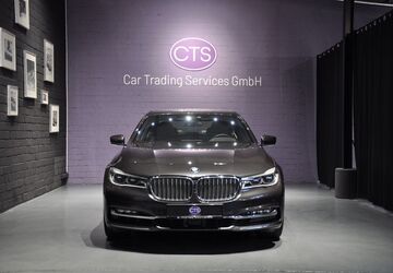 BMW 750 87.896 km 37.200 &euro; Düsseldorf 40476