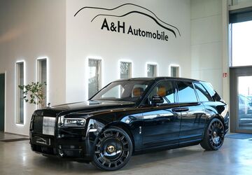 Rolls Royce Cullinan 5.712 km 435.900 &euro; Hürth bei Köln 50354