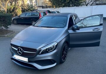 Mercedes-Benz 200 72.000 km 17.750 &euro; Köln 51105