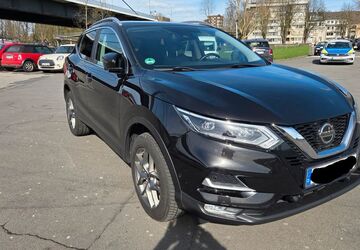 Nissan Qashqai 89.300 km 15.890 &euro; Jüchen 41363