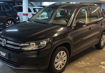 VW Tiguan 135.600 km 9.990 &euro; Düsseldorf 40591