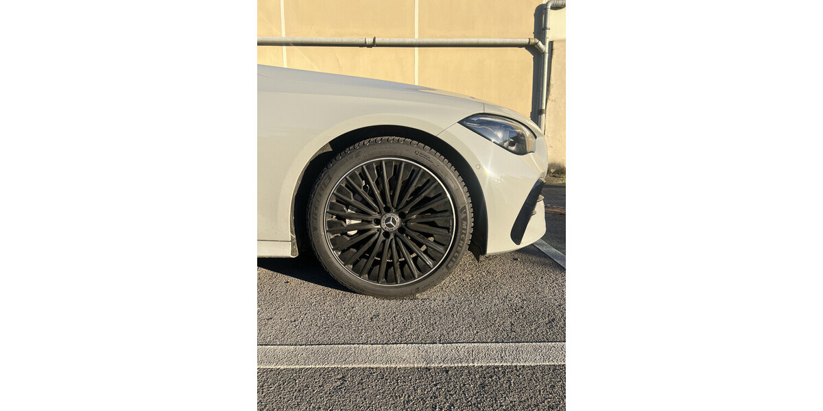 Mercedes-Benz 450 10.550 km 74.100 &euro; Köln 50667